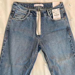 Frayed front-zipper Zara jeans